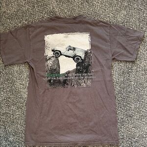 Gray Jeep medium Graphic T-Shirt